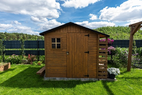 Custom Outdoor Sheds Builder